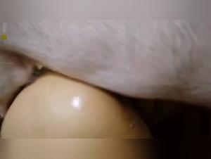 Délices Déviants: Milly Se Soumet au Chien