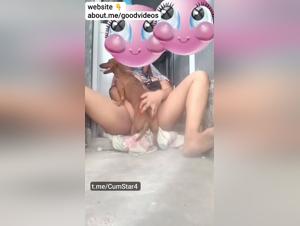 Zoophilie Brutal: Chienne défonce une Meuf
