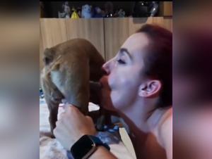 Cul canine sans complexe