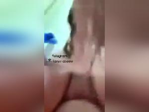 Pleine Possession Canine : Une Petite Grasse et Son Désir Irrésistible