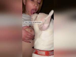 Dévoilements Bestiaux: Milly plonge dans le désir animal